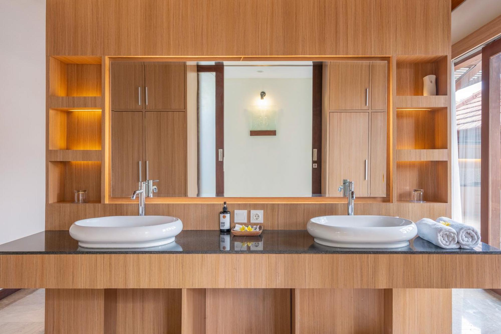 דנפסאר Kings Villas Sanur By Moria מראה חיצוני תמונה